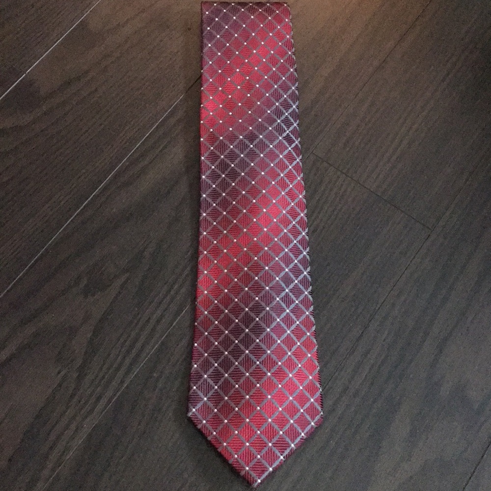 Alfani red and gray necktie